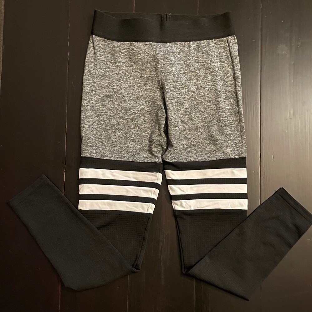 Bombshell Sportswear Sock Legging